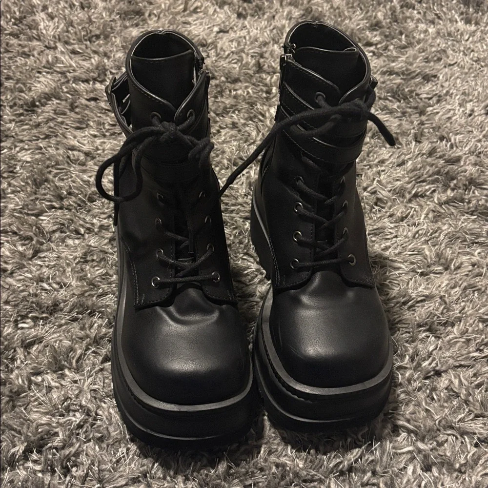 Demonia Black Vegan Leather Ankle Platform Boots 8 - Picture 3 of 9